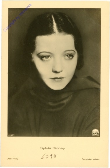ak210100 Sidney Sylvia