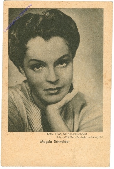 ak210138 Schneider Magda