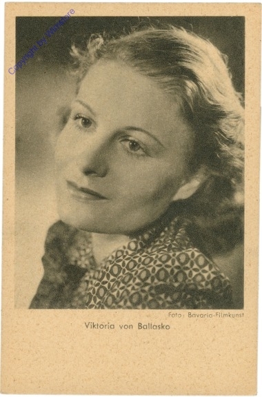 Von Ballasko Viktoria