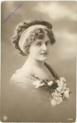 Dame mit Blumen