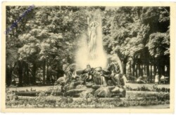 Baden, Undine-Brunnen im Kurpark