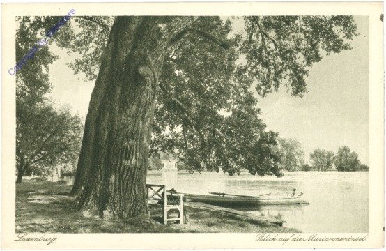 Laxenburg, Blick auf die Marianneinsel