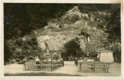 Maria Gugging, Lourdesgrotte