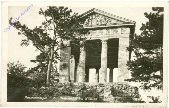 Mödling, Husarentempel in der Hinterbrühl