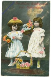Zwei Mädchen mit Blumen, Geburtstag