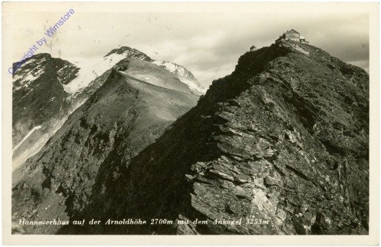 Mallnitz, Hannoverhaus auf der Arnoldhöhe mit dem Ankogel