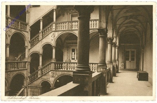 Spittal a.d. Drau, Schloss Porcia, Schlosshof