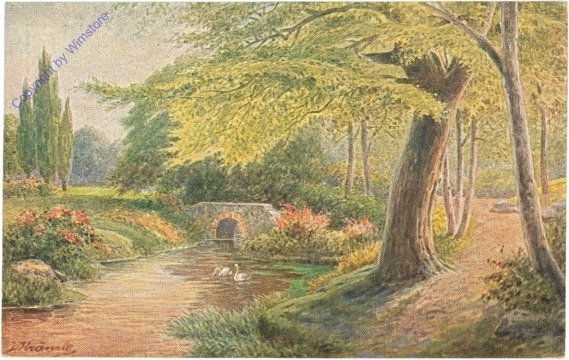 Bachlauf mit Brücke