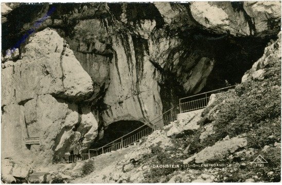 Dachstein-Rieseneishöhle, Eingang
