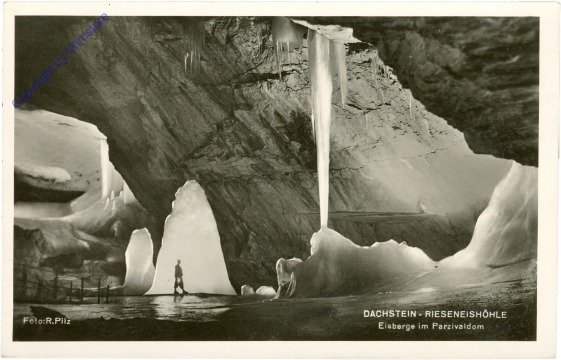 Dachstein-Rieseneishöhle, Eisberge im Parzival-Dom