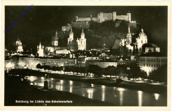 Salzburg, Im Lichte des Scheinwerfers