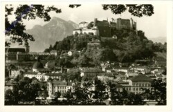 Salzburg, Altstadt mit Untersberg
