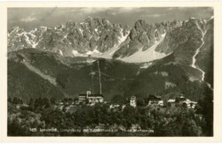 Innsbruck, Hungerburg mit Nordkettenbahn, Hotel Mariabrunn
