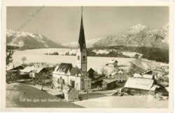 Innsbruck, Vill bei Igls mit Gasthof Traube gegen die Martinswand