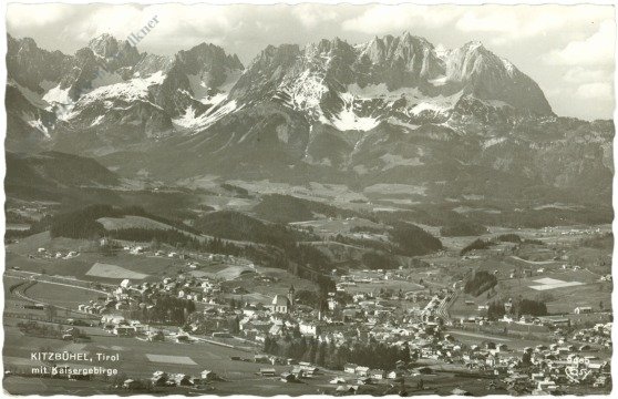 Kitzbühel, mit Kaisergebirge