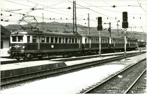 ak215983 Wagon