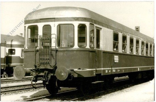 ak215997 Wagon