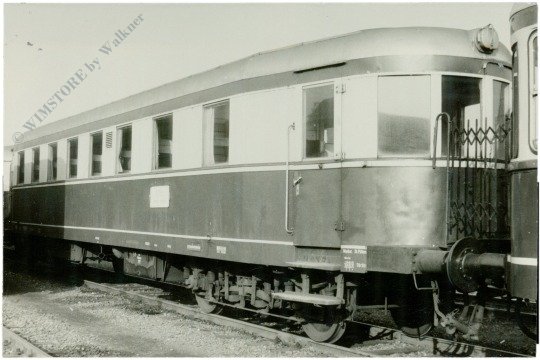 ak216002 Wagon