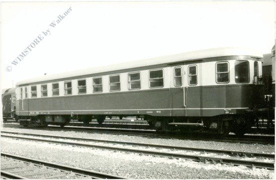 ak216008 Wagon