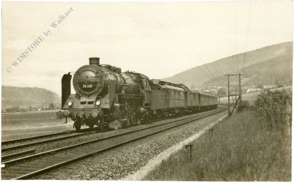 ak216075 Schnellzug mit einer 2-Zylinder-Heißdampflokomotive