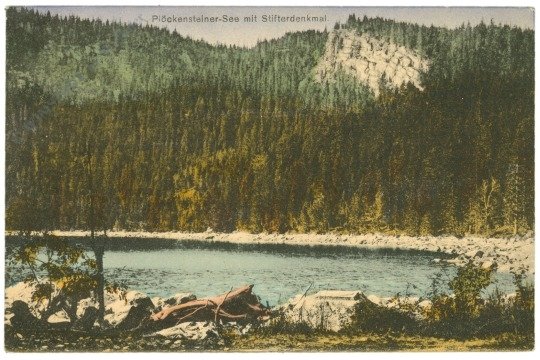 Plöckensteiner See mit Stifterdenkmal