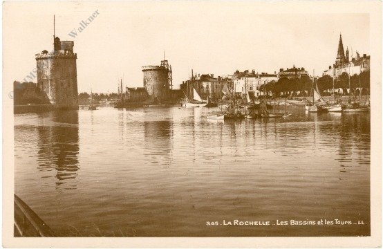 ak217530 La Rochelle, Les Bassins et les Tours
