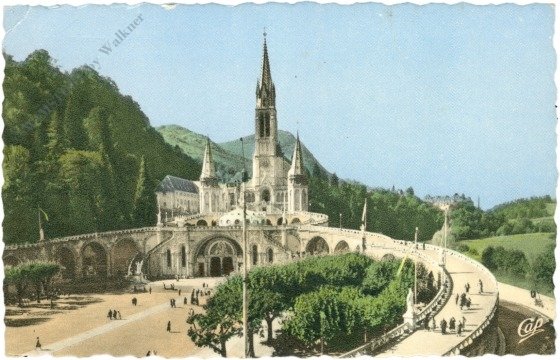 Lourdes, La Basilique