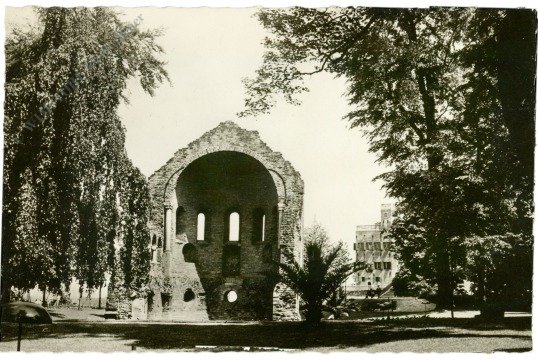 Volendam, Valkhof en Belvedere