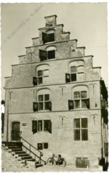 Nijmegen, Besiendershuis m. Lieve Vrouwe-trappen