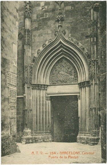 Barcelona, Catedral, Puerta de la Piedad