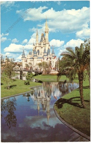ak218124 Florida: Disney World, Cinderella Castle
