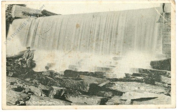 New York: Cochecton Center, The Falls