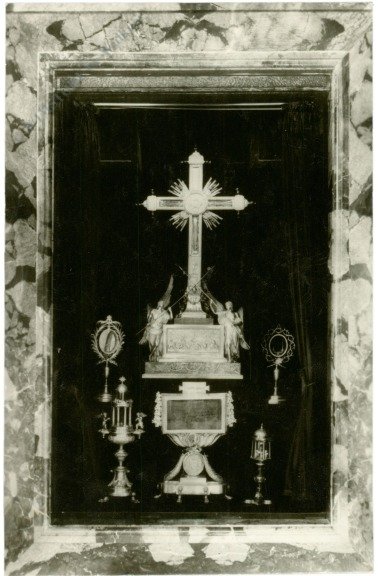 Roma (Rom), Tre pezzi della Santa Croce