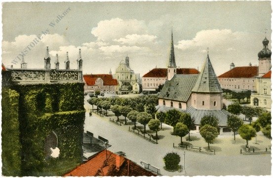 Altötting, Kapellplatz