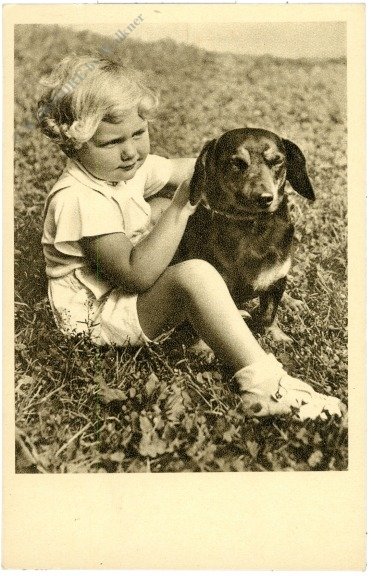 Mädchen mit Hund