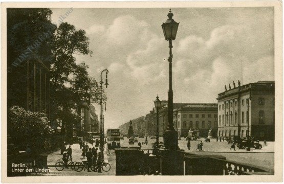 ak219086 Berlin, Unter den Linden