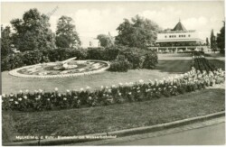 ak219176 Mulheim a.d. Ruhr, Blumenuhr am Wasserbahnhof