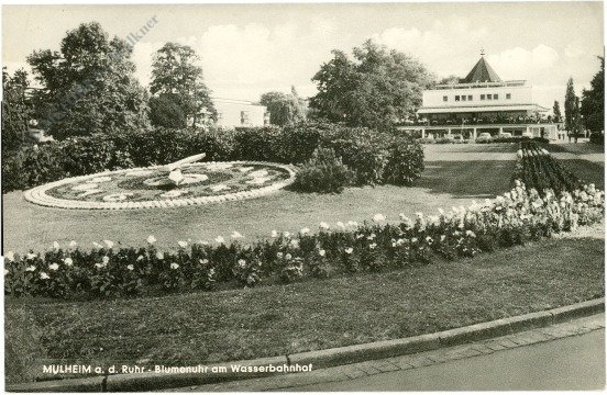 Mulheim a.d. Ruhr, Blumenuhr am Wasserbahnhof