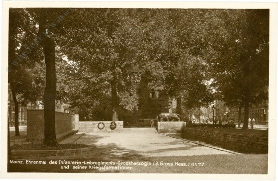 Mainz, Ehrenmal des Infanterie-Leibregiments Großherzogin Nr 117 und seiner Kriegsformationen