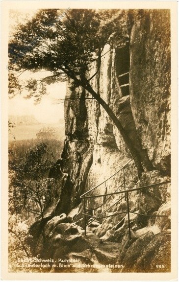 Sächs. Schweiz, Kuhstall, Schneiderloch m. Blick n.d. Schrammsteinen