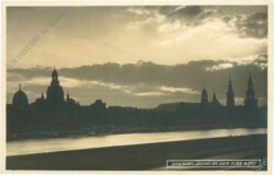 Dresden, Abend an der Elbe