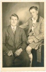 ak219458 Vater und Sohn