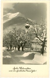 Verschneites Dorf