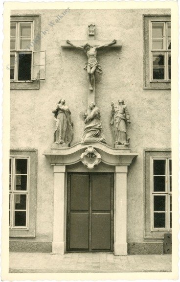 Fassadenkreuz