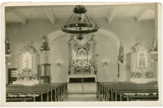 Kircheninneres der Herz-Jesu-Kirche