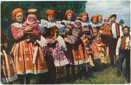 Gruppe in Tracht