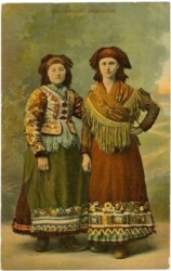 ak220073 Damen in Tracht