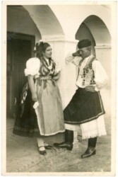 ak220155 Kapuvarer Volkstracht