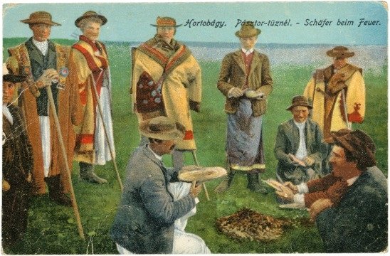Hortobagy, Schäfer beim Feuer