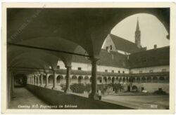 ak220677